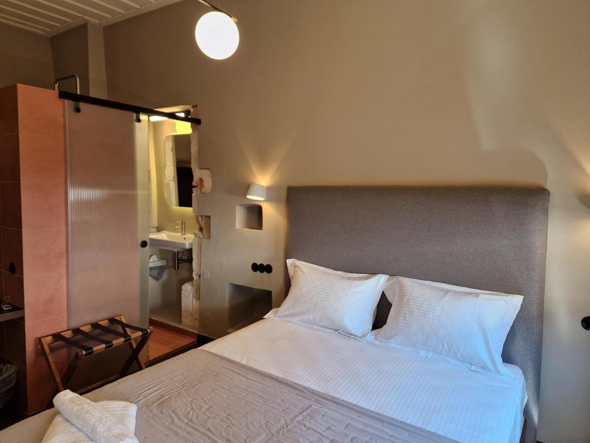 Mosaic Venetian Harbour Suites Chania  Exterior photo