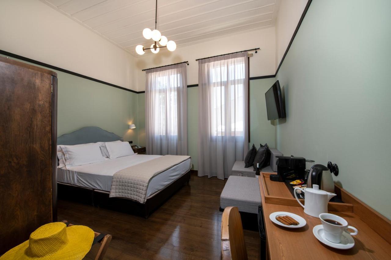 Mosaic Venetian Harbour Suites Chania  Exterior photo