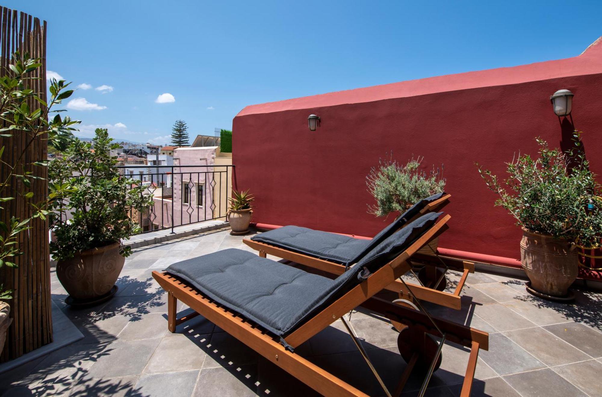 Mosaic Venetian Harbour Suites Chania  Exterior photo