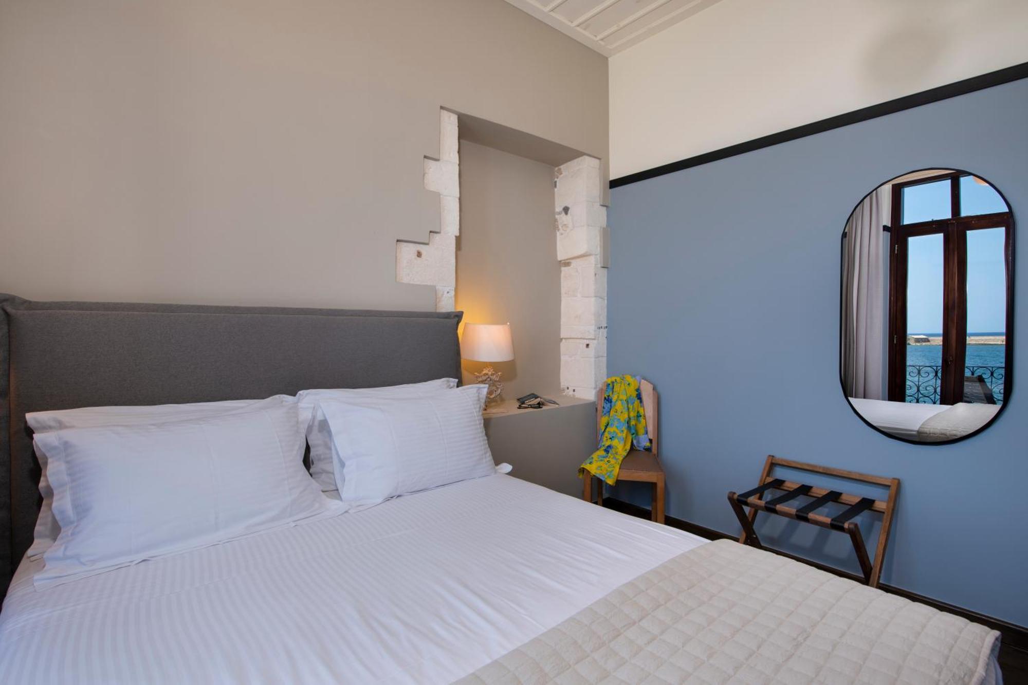 Mosaic Venetian Harbour Suites Chania  Exterior photo
