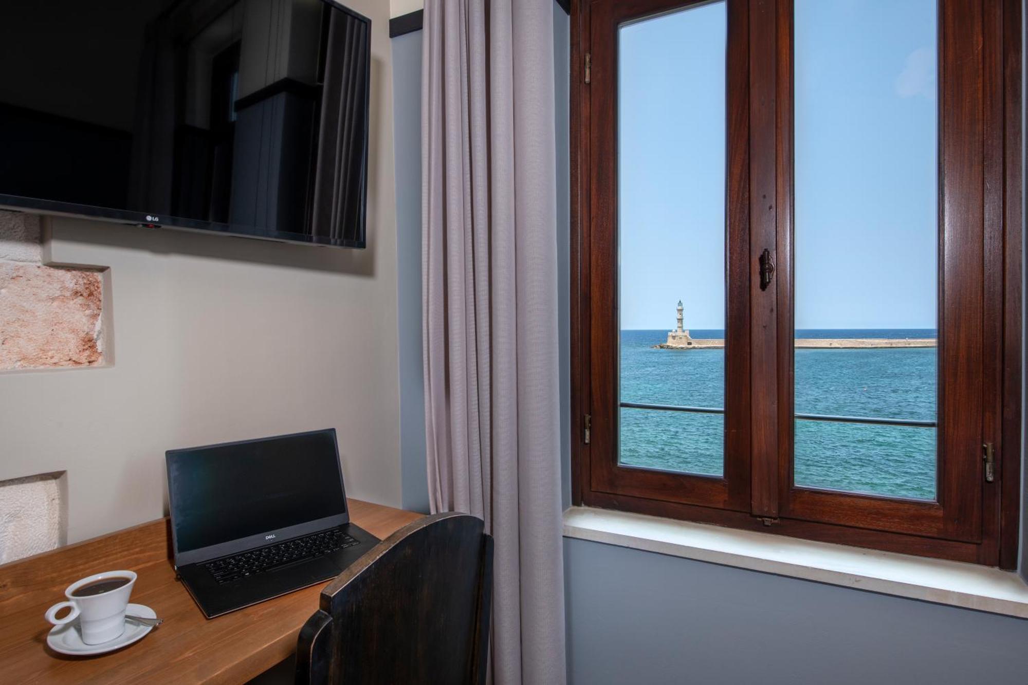 Mosaic Venetian Harbour Suites Chania  Exterior photo