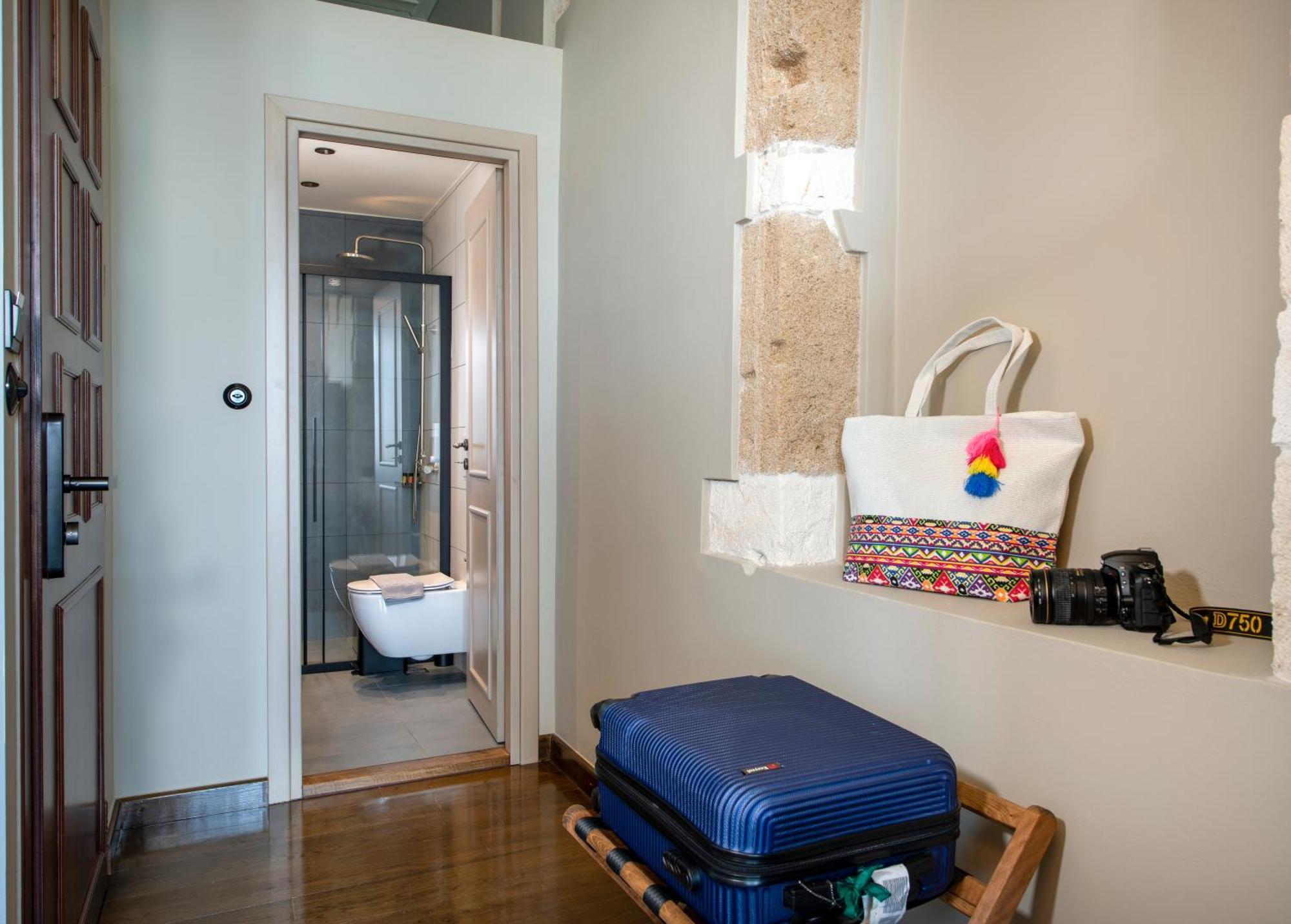 Mosaic Venetian Harbour Suites Chania  Exterior photo