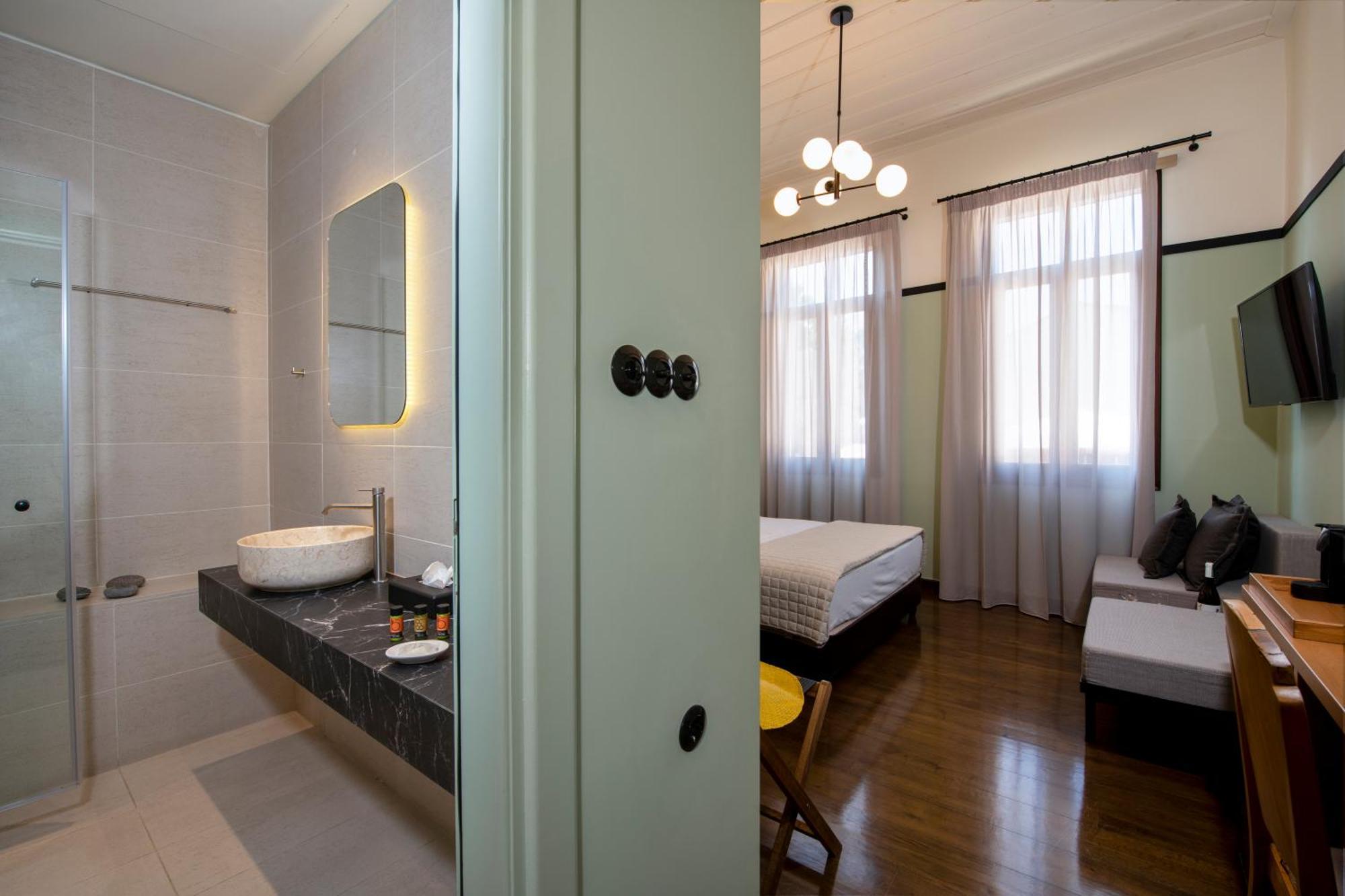 Mosaic Venetian Harbour Suites Chania  Exterior photo