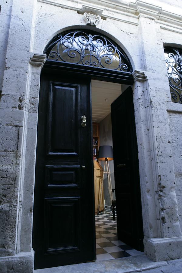 Mosaic Venetian Harbour Suites Chania  Exterior photo